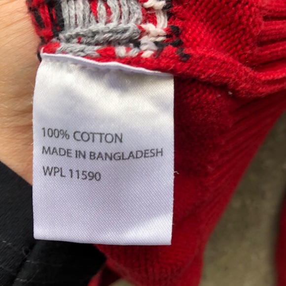 Weatherproof Vintage Christmas Sweater - Picture 3 of 8